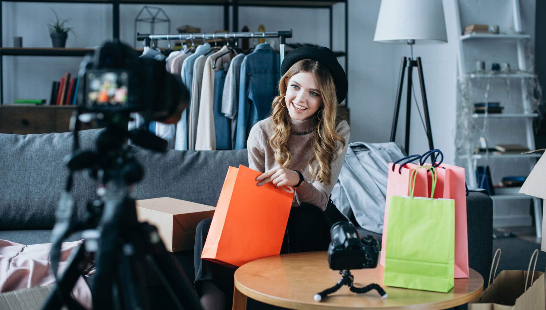 7 Best Ways To Make Money As A Content Creator + Examples