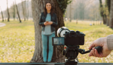 Reasons why you should use video testimonials