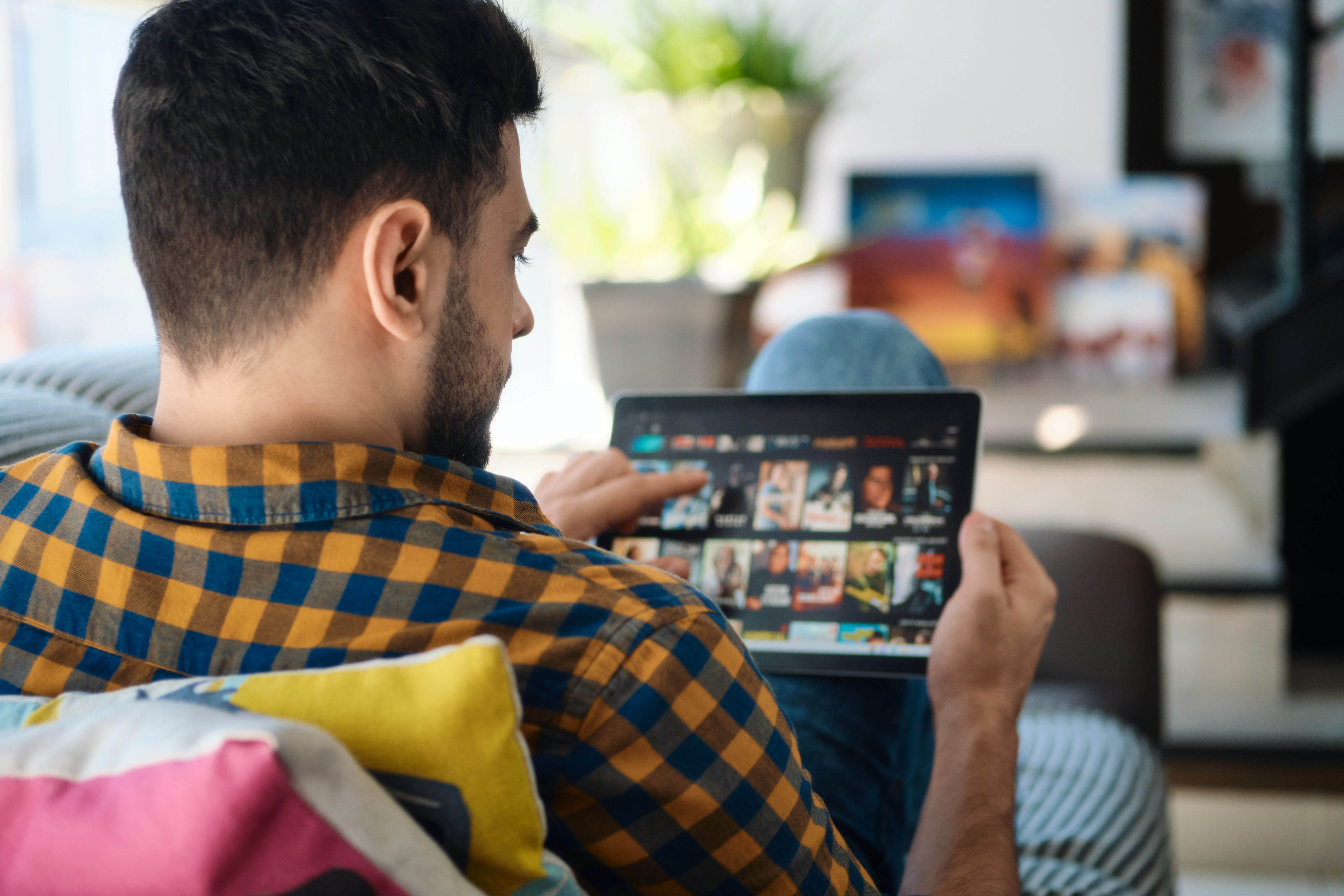 OTT Live Streaming: The Only Guide You Need (Creator Tips + Examples)